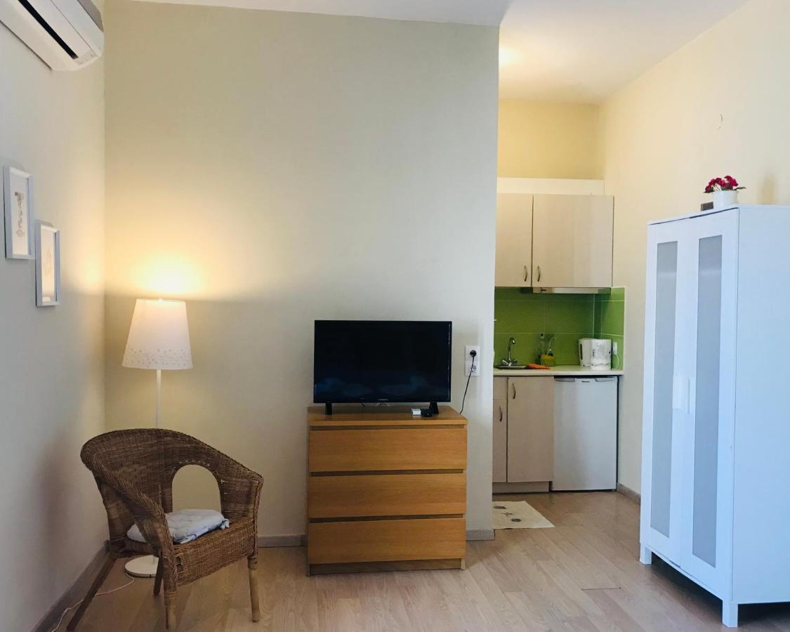 Kappa & Lamda Apartments Roda  Eksteriør billede